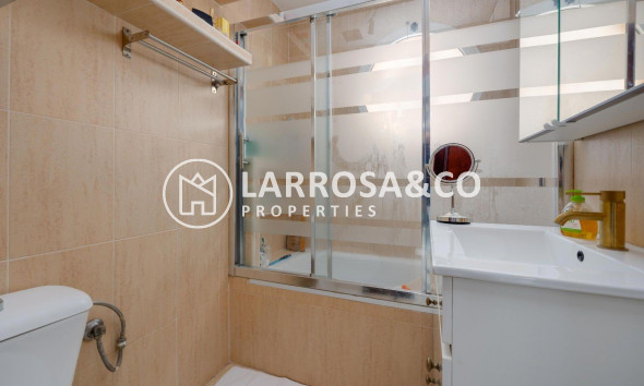Resale - Apartment - Torrevieja - La Siesta - El Salado - Torreta