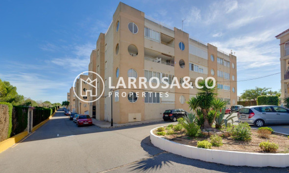 Resale - Apartment - Torrevieja - La Siesta - El Salado - Torreta