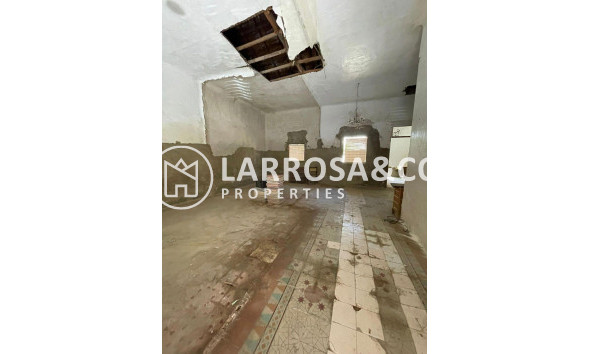 Reventa - Casa de campo - Formentera del Segura - Pueblo 5