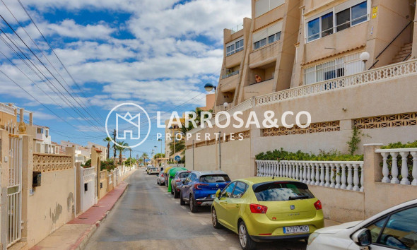Resale - Apartment - Torrevieja - Cabo cervera