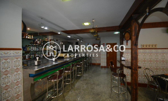 Reventa - Local - Bigastro - CENTRO