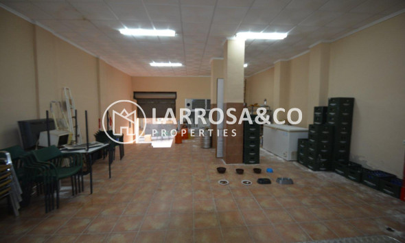 Reventa - Local - Bigastro - CENTRO