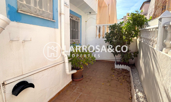 Resale - Semi-detached house - Torrevieja - Los Balcones - Los Altos del Edén