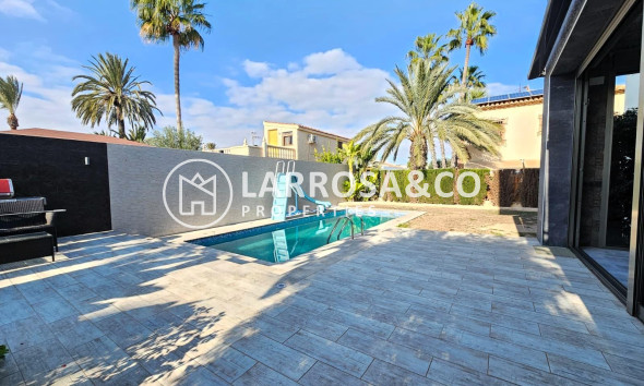 Resale - Detached House/Villa - Torrevieja - Los Angeles