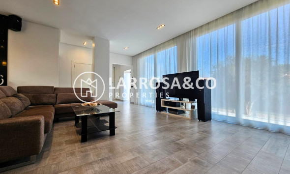 Resale - Detached House/Villa - Torrevieja - Los Angeles