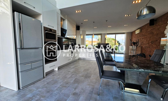 Resale - Detached House/Villa - Torrevieja - Los Angeles