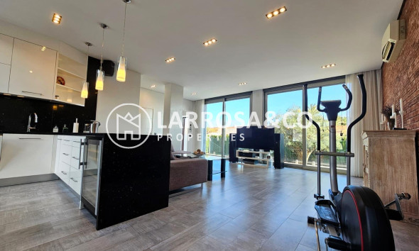 Resale - Detached House/Villa - Torrevieja - Los Angeles