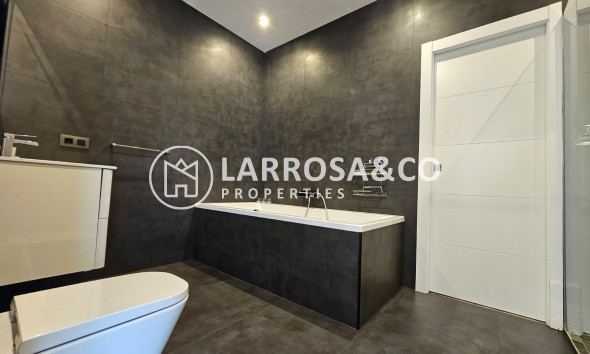 Resale - Detached House/Villa - Torrevieja - Los Angeles