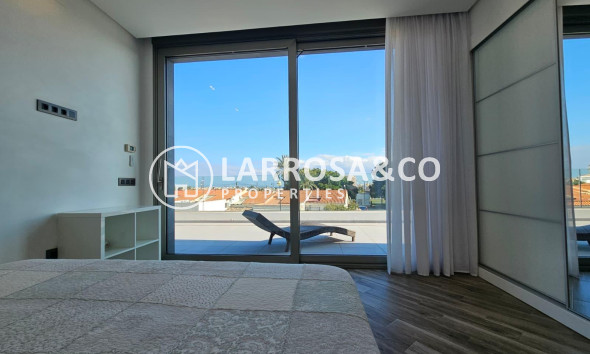 Resale - Detached House/Villa - Torrevieja - Los Angeles