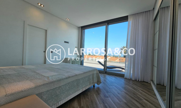 Resale - Detached House/Villa - Torrevieja - Los Angeles