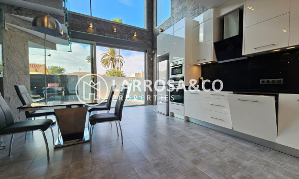 A Vendre - Villa - Torrevieja - Los Angeles
