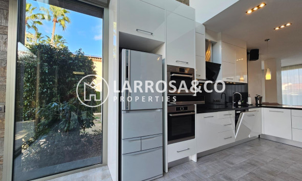 A Vendre - Villa - Torrevieja - Los Angeles