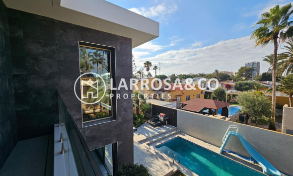 A Vendre - Villa - Torrevieja - Los Angeles