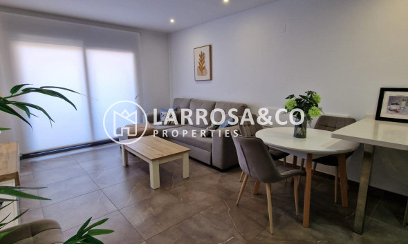 Resale - Apartment - Torrevieja - Centro