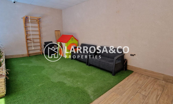 Resale - Apartment - Torrevieja - Centro