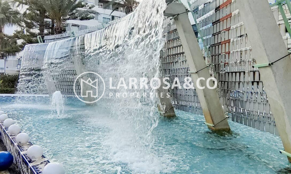 Resale - Apartment - Torrevieja - Centro