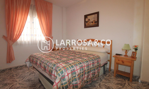 Reventa - Apartamento - Torrevieja - Estacion de autobuses