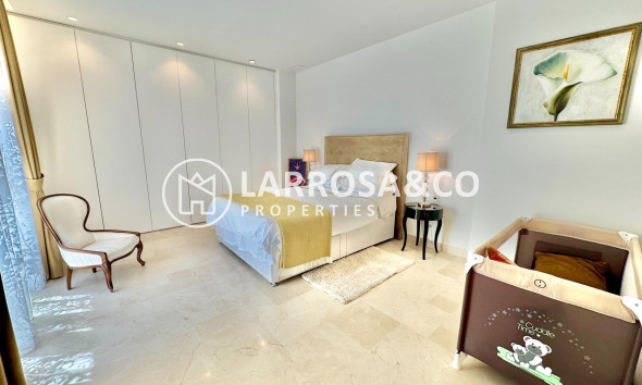 Resale - Detached House/Villa - Dolores - Comunidad valenciana