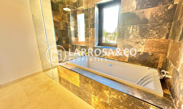 Resale - Detached House/Villa - Dolores - Comunidad valenciana