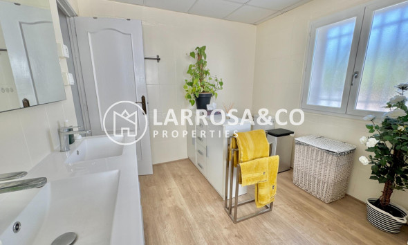 Resale - Detached House/Villa - Dolores - Comunidad valenciana