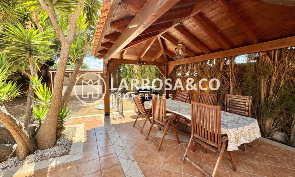 Resale - Detached House/Villa - Dolores - CMNO. ESCORREDOR