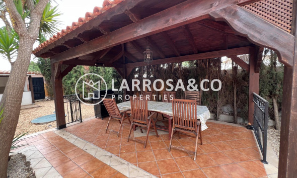 Resale - Detached House/Villa - Dolores - CMNO. ESCORREDOR