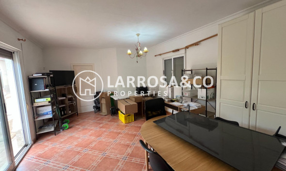 Resale - Detached House/Villa - Dolores - CMNO. ESCORREDOR