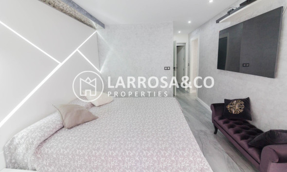 A Vendre - Apartment - Orihuela - Zona Centro