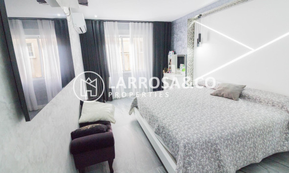 A Vendre - Apartment - Orihuela - Zona Centro