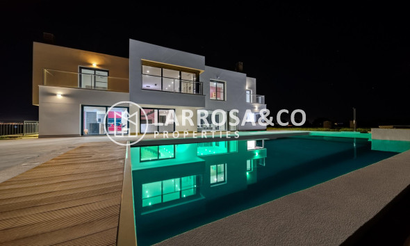Resale - Detached House/Villa - La Marina