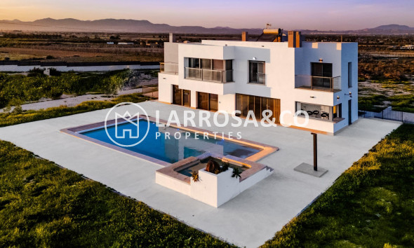 Resale - Detached House/Villa - La Marina