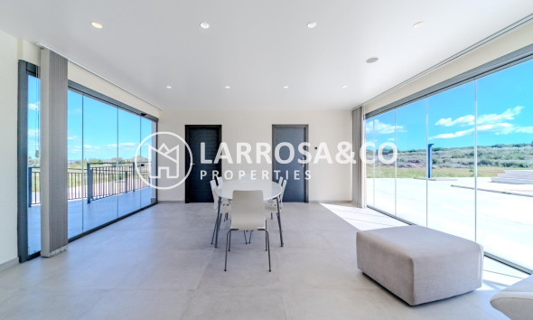 Resale - Detached House/Villa - La Marina