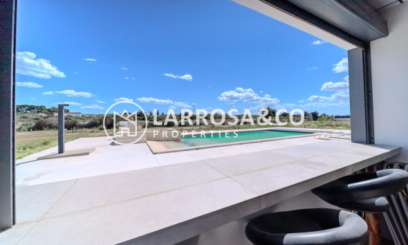 Resale - Detached House/Villa - La Marina