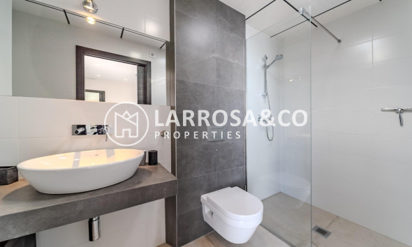 Resale - Detached House/Villa - La Marina