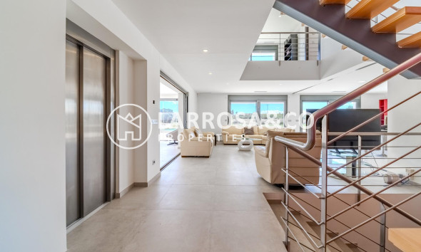 Resale - Detached House/Villa - La Marina