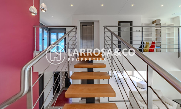 Resale - Detached House/Villa - La Marina