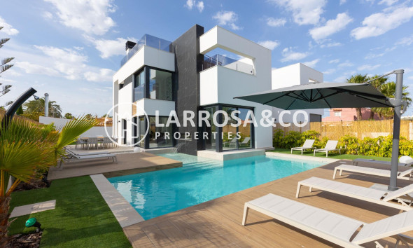 A Vendre - Villa - Torrevieja - Torreta florida