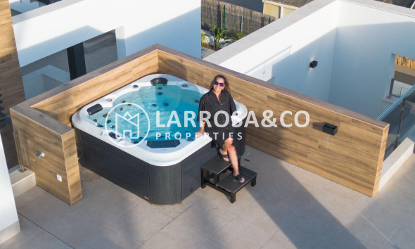 A Vendre - Villa - Torrevieja - Torreta florida