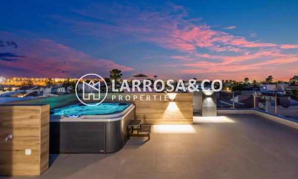 A Vendre - Villa - Torrevieja - Torreta florida