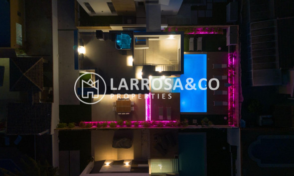 A Vendre - Villa - Torrevieja - Torreta florida