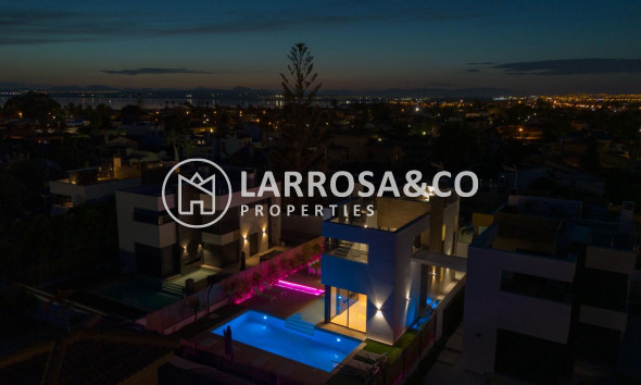 A Vendre - Villa - Torrevieja - Torreta florida