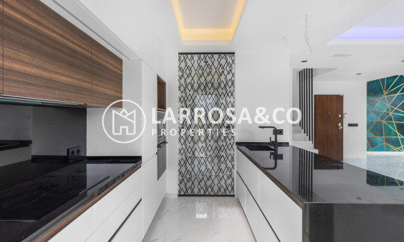 A Vendre - Villa - Torrevieja - Torreta florida