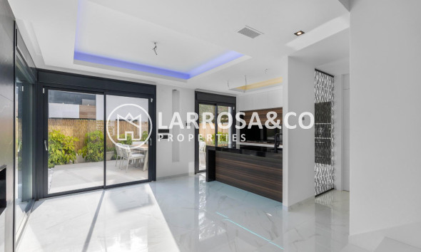 A Vendre - Villa - Torrevieja - Torreta florida