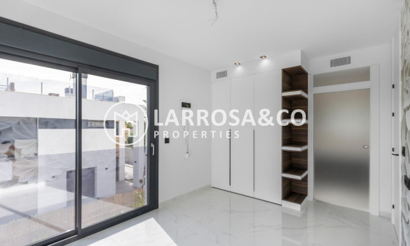 A Vendre - Villa - Torrevieja - Torreta florida