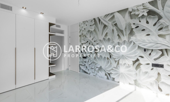 A Vendre - Villa - Torrevieja - Torreta florida