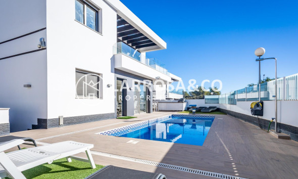 Herverkoop - Villa - Orihuela costa - PAU 8