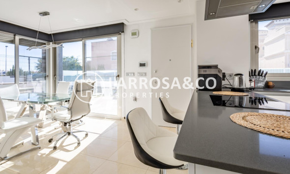 Herverkoop - Villa - Orihuela costa - PAU 8