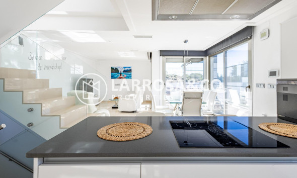 Herverkoop - Villa - Orihuela costa - PAU 8