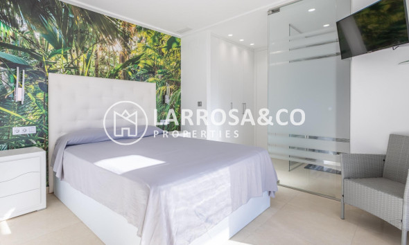 Herverkoop - Villa - Orihuela costa - PAU 8