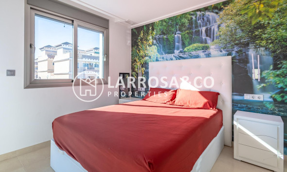 Herverkoop - Villa - Orihuela costa - PAU 8